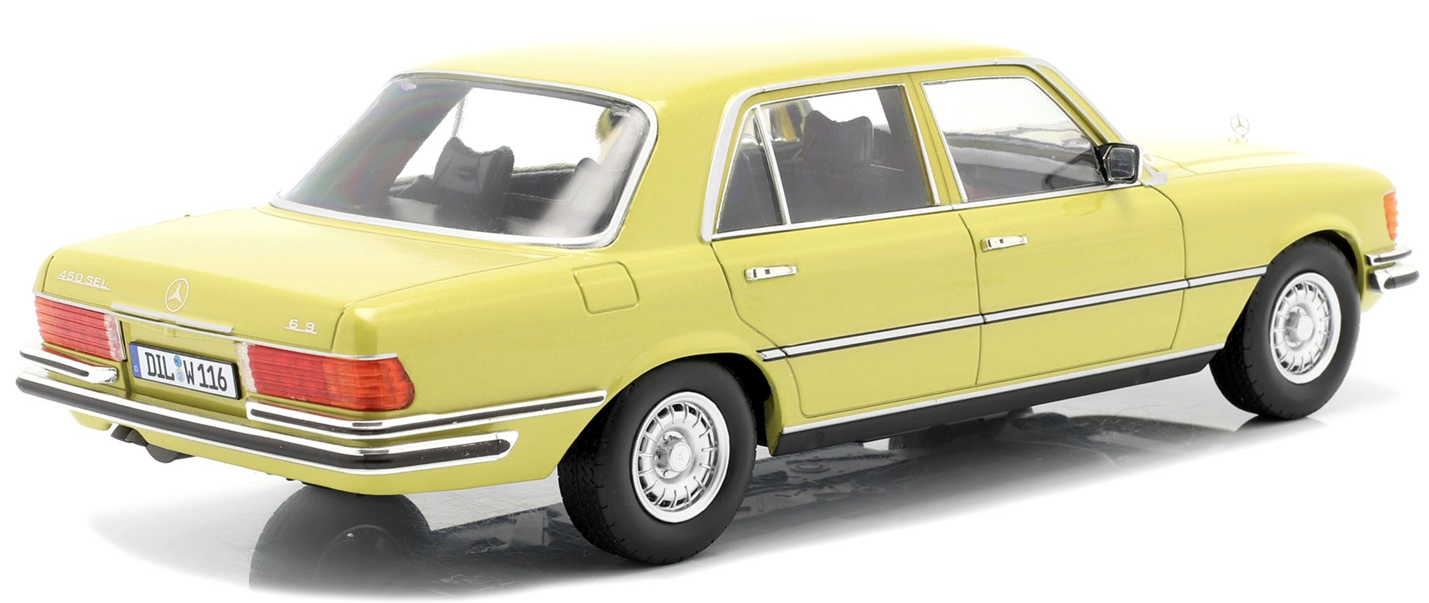 1:18 Mercedes-Benz 450 SEL 6.9 - Mimosa Yellow iScale