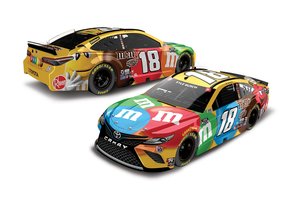 1:24 NASCAR Toyota Camry