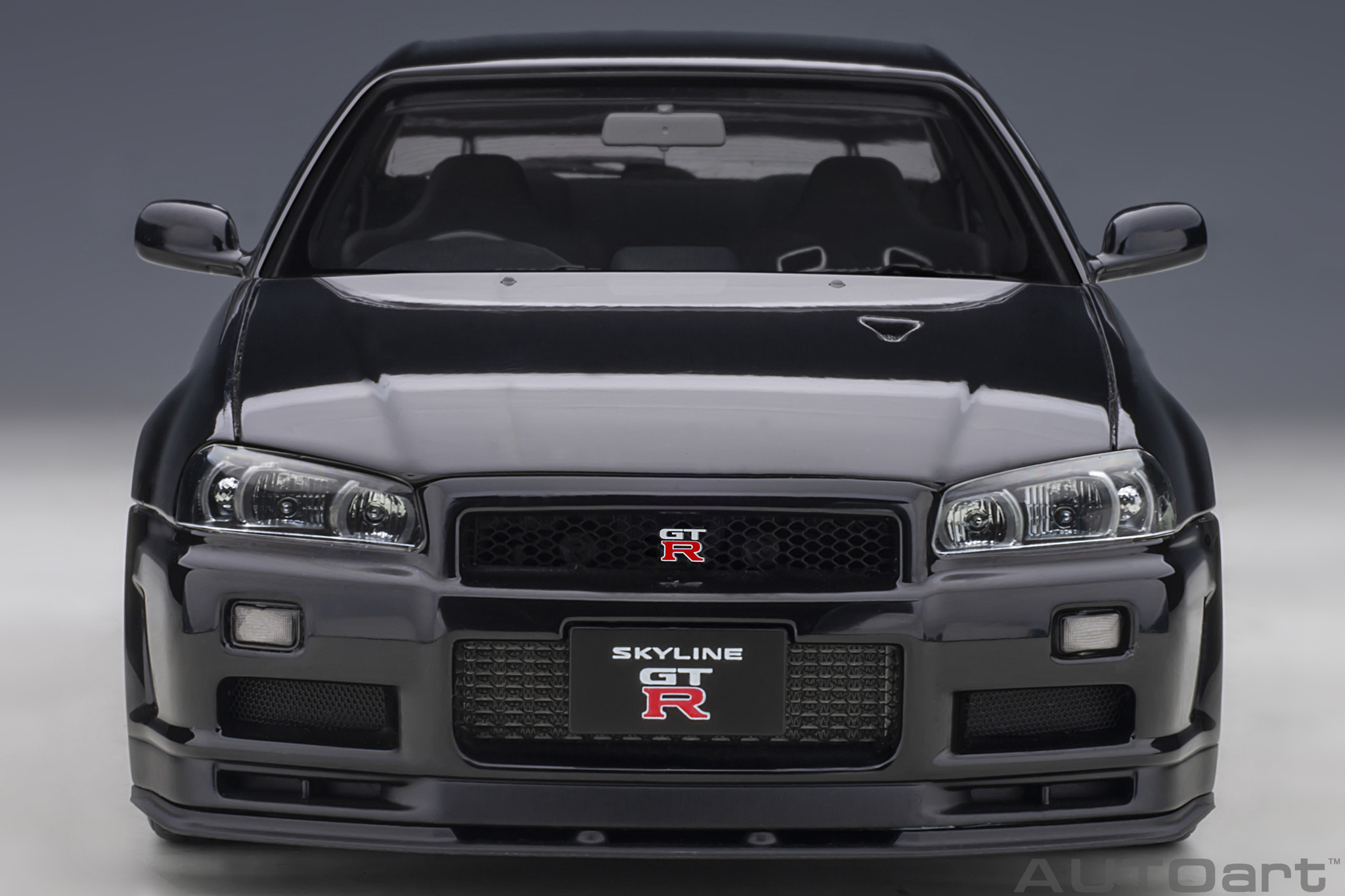 1:18 Nissan Skyline GT-R (R34) V-Spec II Pearl Black Autoart