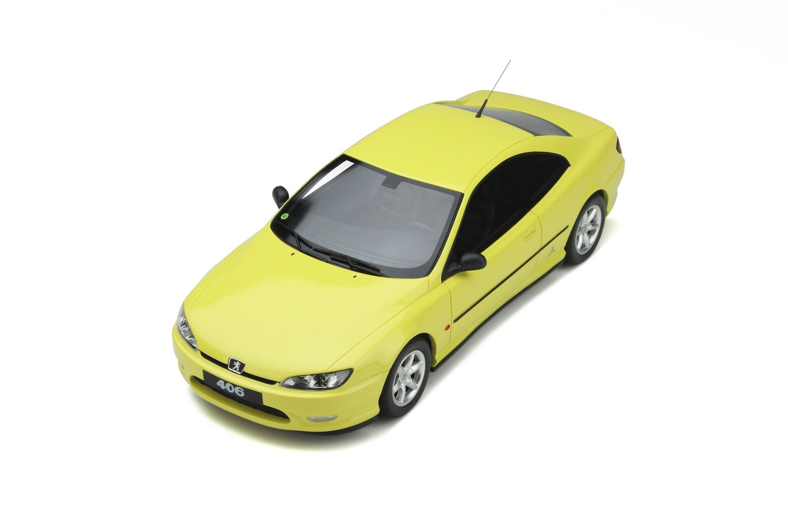 1:18 Peugeot 406 Coupe Ph.1 Yellow OttoMobile