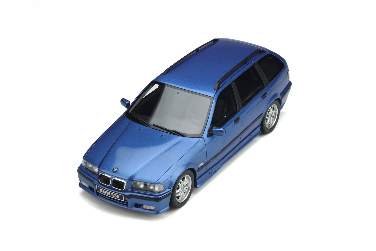 1:18 BMW E36 Touring 328I M Pack Blau OttoMobile