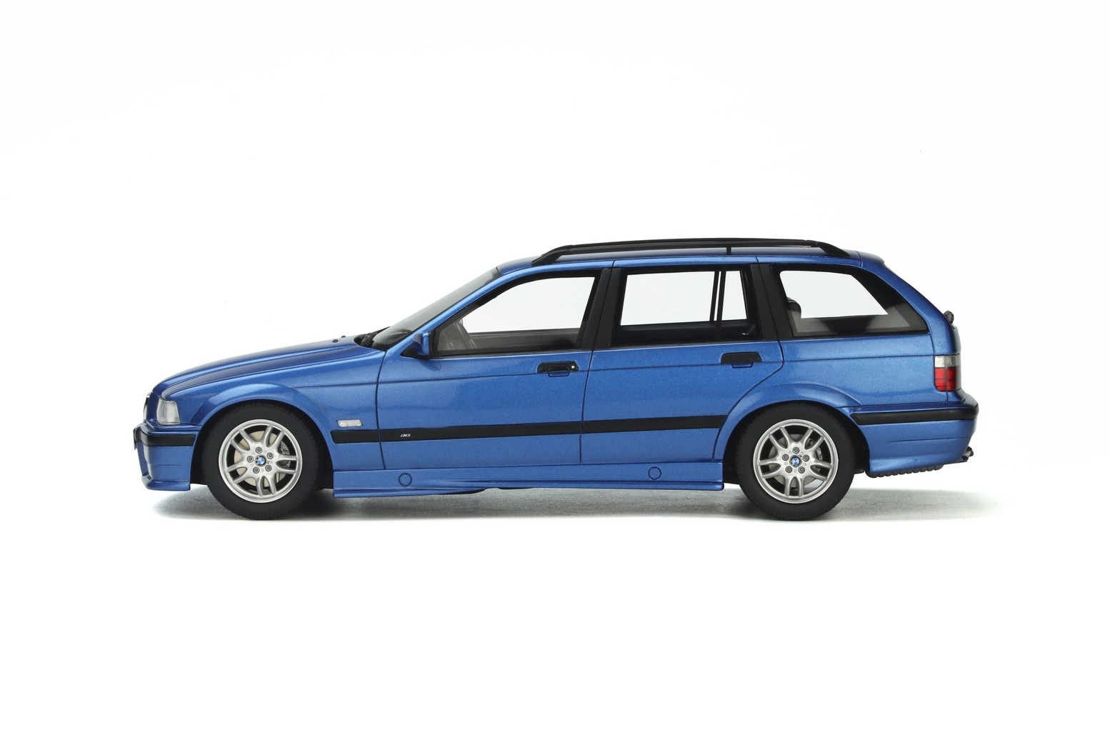 1:18 BMW E36 Touring 328I M Pack Blue OttoMobile