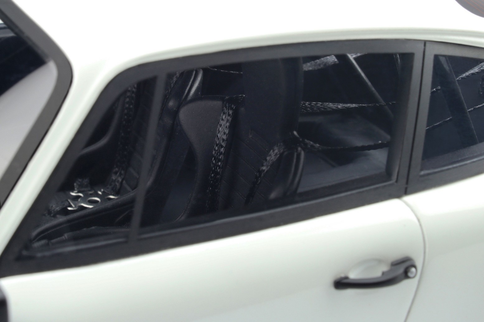 1:18 Porsche 911 SC RS White GT Spirit