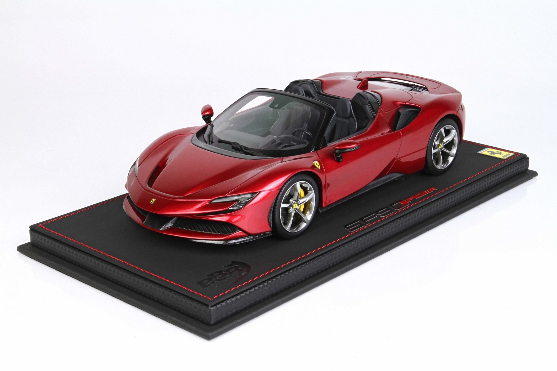 1:18 Ferrari SF90 Stradale Spider 'Rosso Fiorano Metallic' BBR