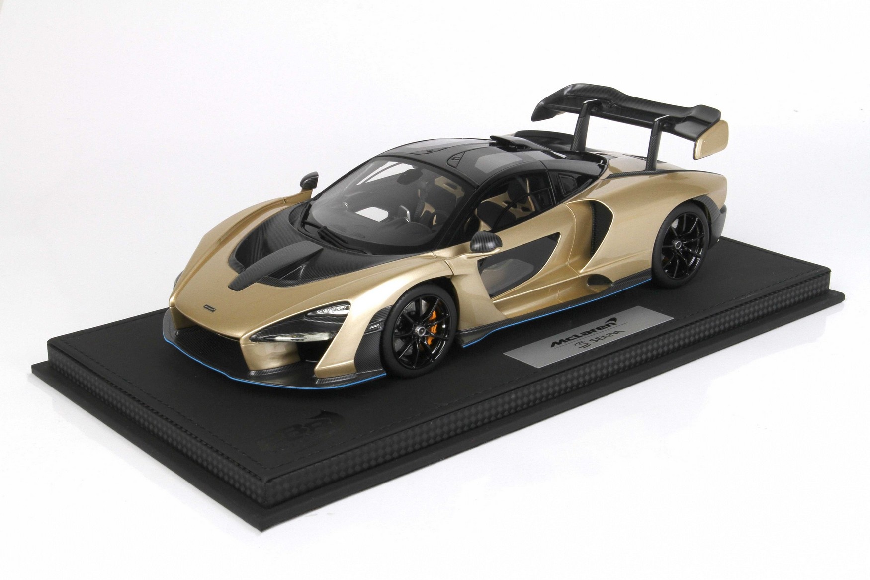 1:18 McLaren Senna Metallic Gold BBR