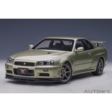 1:18 Nissan Skyline GT-R (R34) V-Spec II Nür Millenium Jade Autoart
