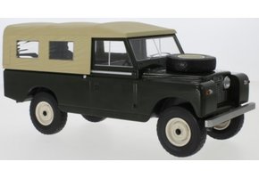 1:18 Land Rover 109