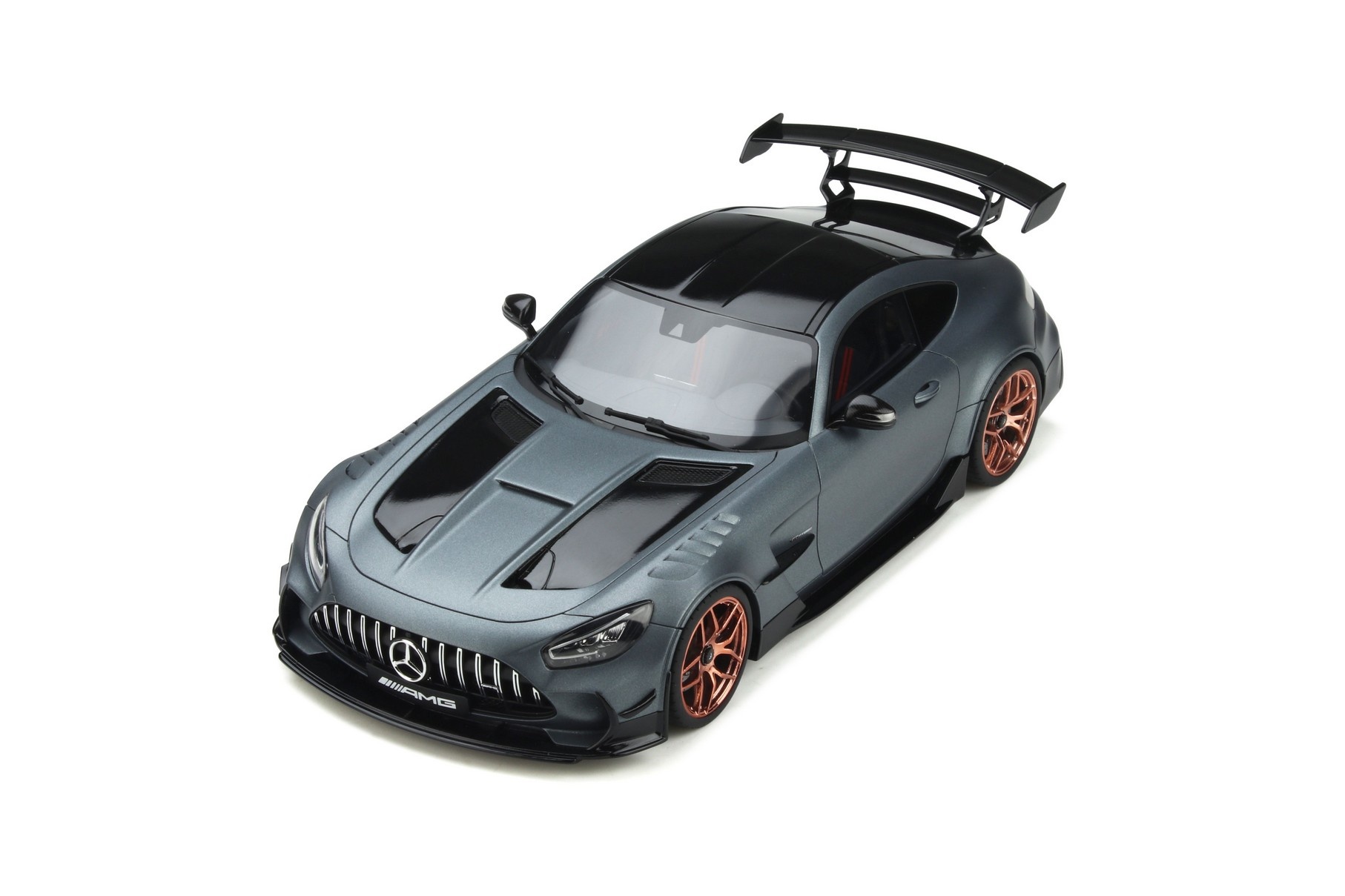 1:18 Mercedes-AMG GT Black Series 2021 Designo Magno Selenite grey GT Spirit