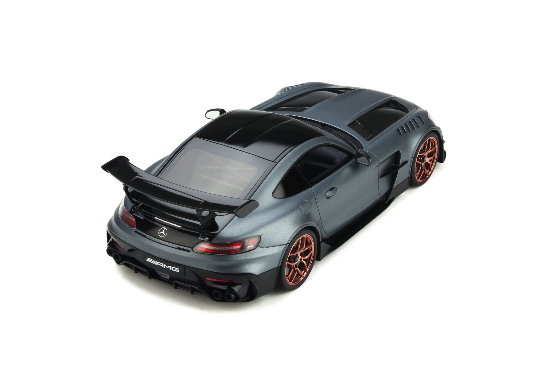 1:18 Mercedes-AMG GT Black Series 2021 Designo Magno Selenite grey GT Spirit