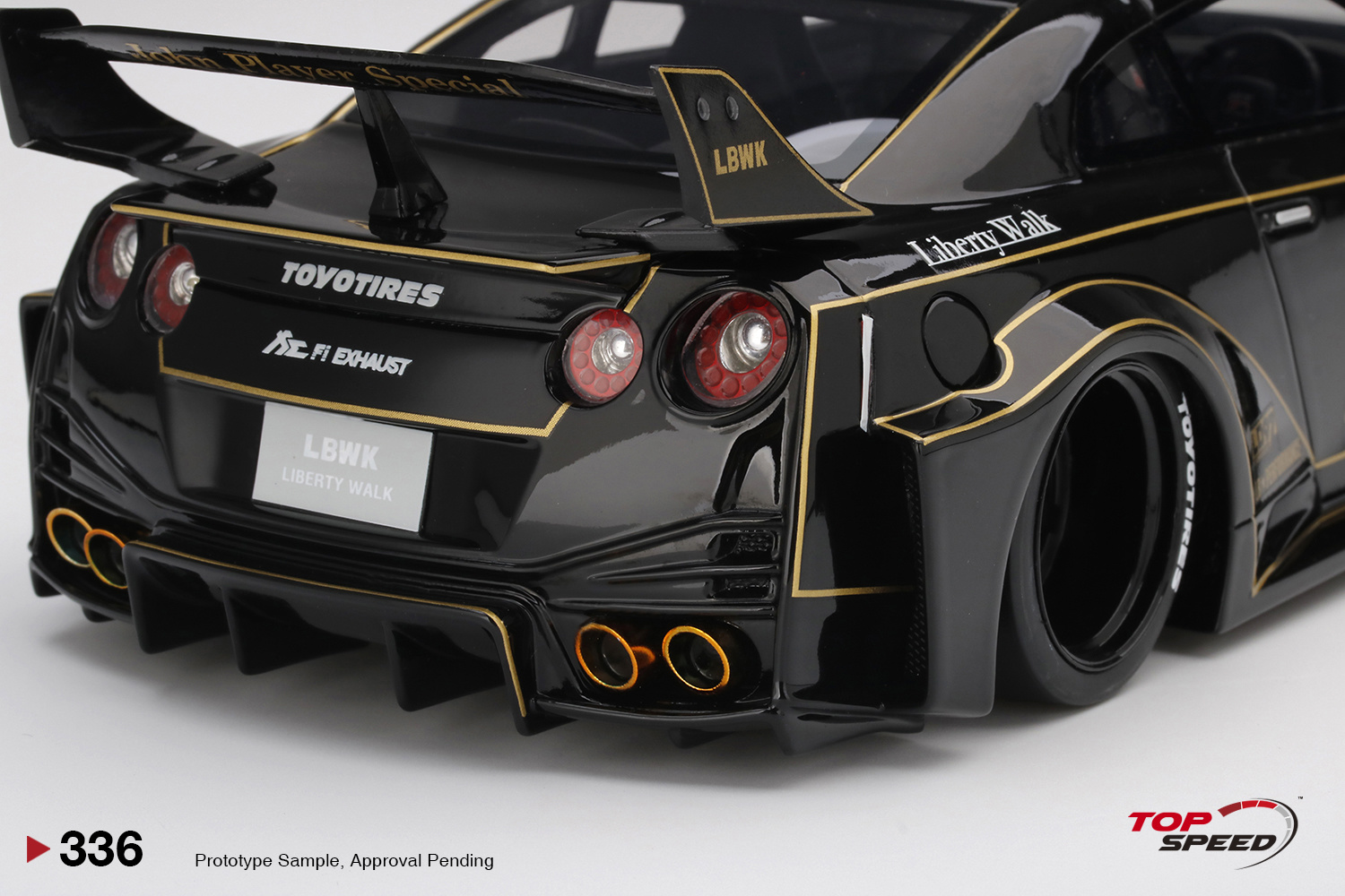 1:18 LB-Silhouette WORKS Nissan 35GT-RR JPS TopSpeed Models