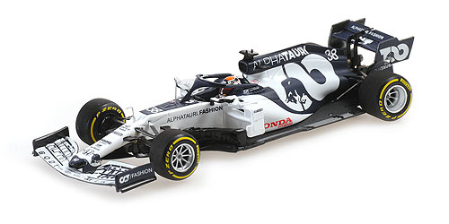 1:43 Scuderia Alpha Tauri AT01 #38 Yuki Tsunoda - Young Driver Test Abu Dhabi 2020 Minichamps