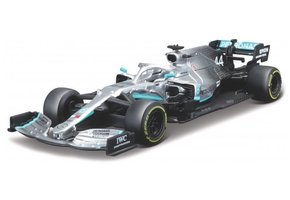 1:43 Mercedes Hamilton