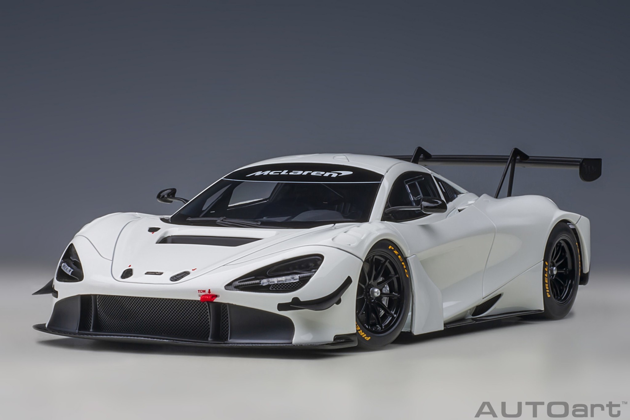 1:18 McLaren 720S GT3 Plain Body - White Autoart