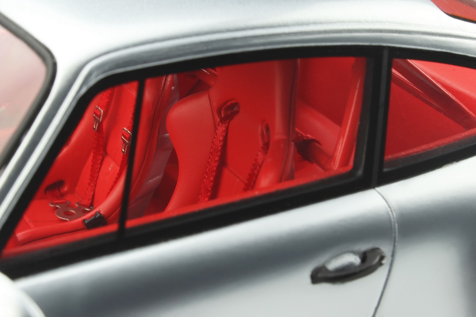 1:18 Porsche 911 (964) RSR 3.8 Polar Silver GT Spirit