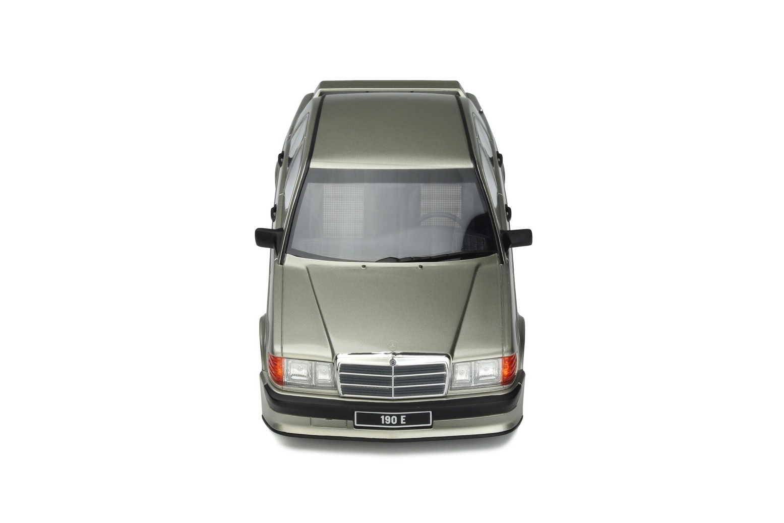 1:18 Mercedes-Benz W201 190E 2.5 16S Silver OttoMobile