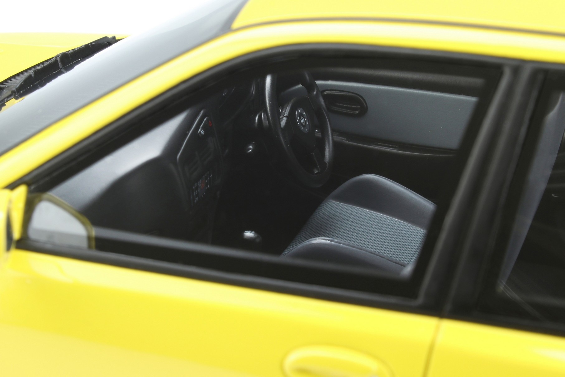 Mitsubishi Lancer EVO III 1995 Geel 1-18 Ottomobile Limited