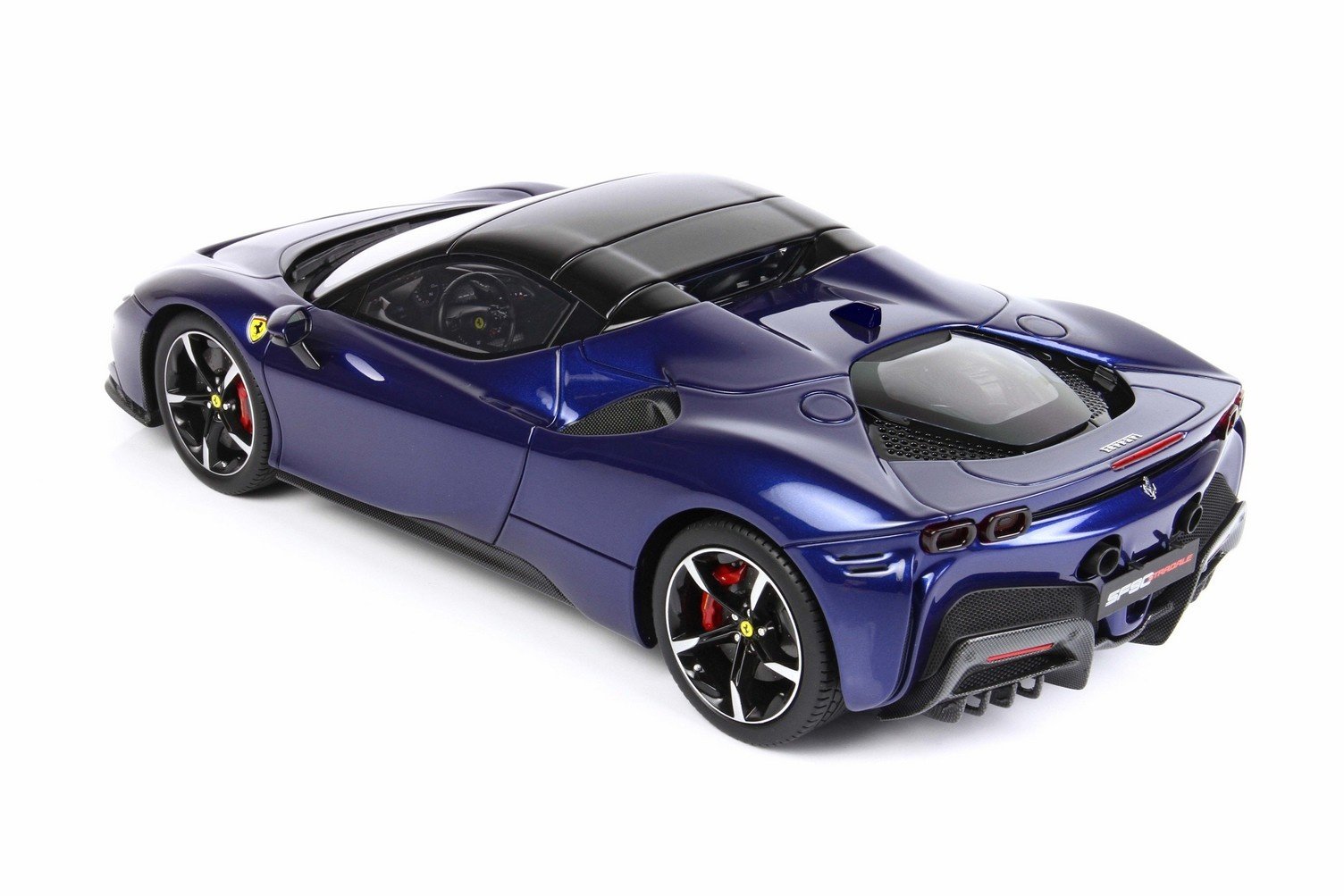 1:18 Ferrari SF90 Stradale Spider Roof Closed 'Blu Elettrico Metallic' BBR