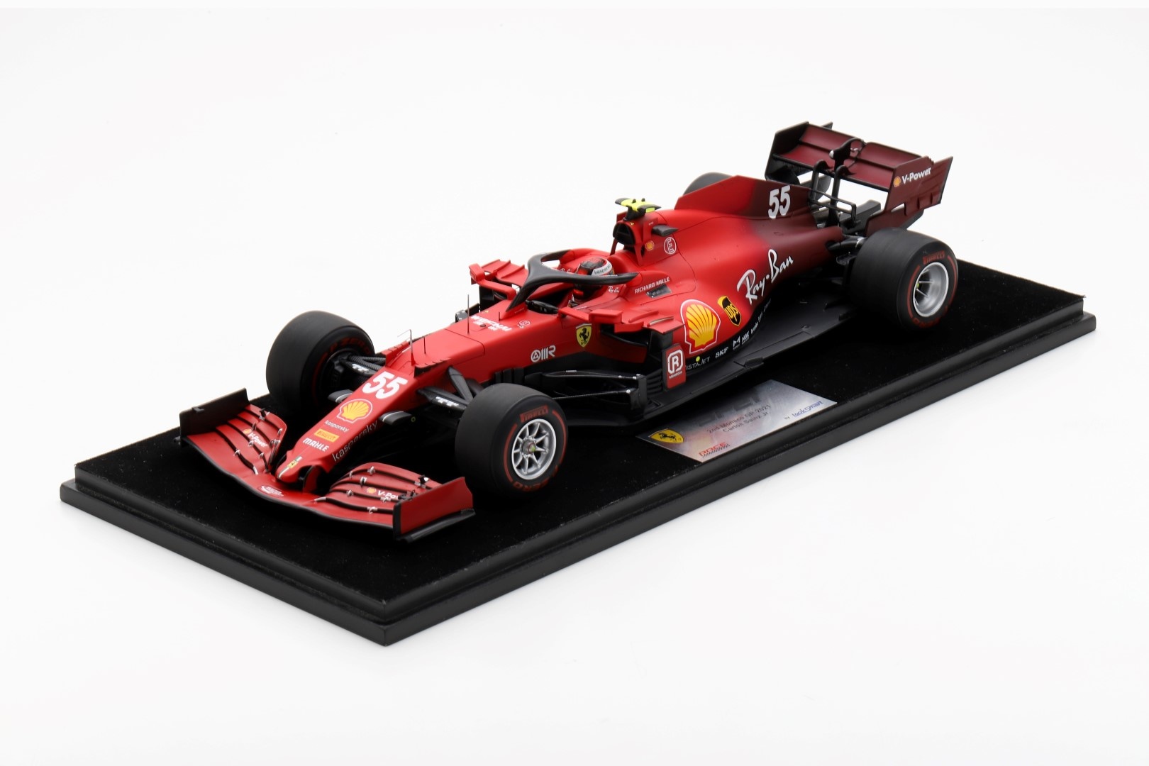 1:18 Scuderia Ferrari SF21, C. Sainz Monaco 2021 Looksmart