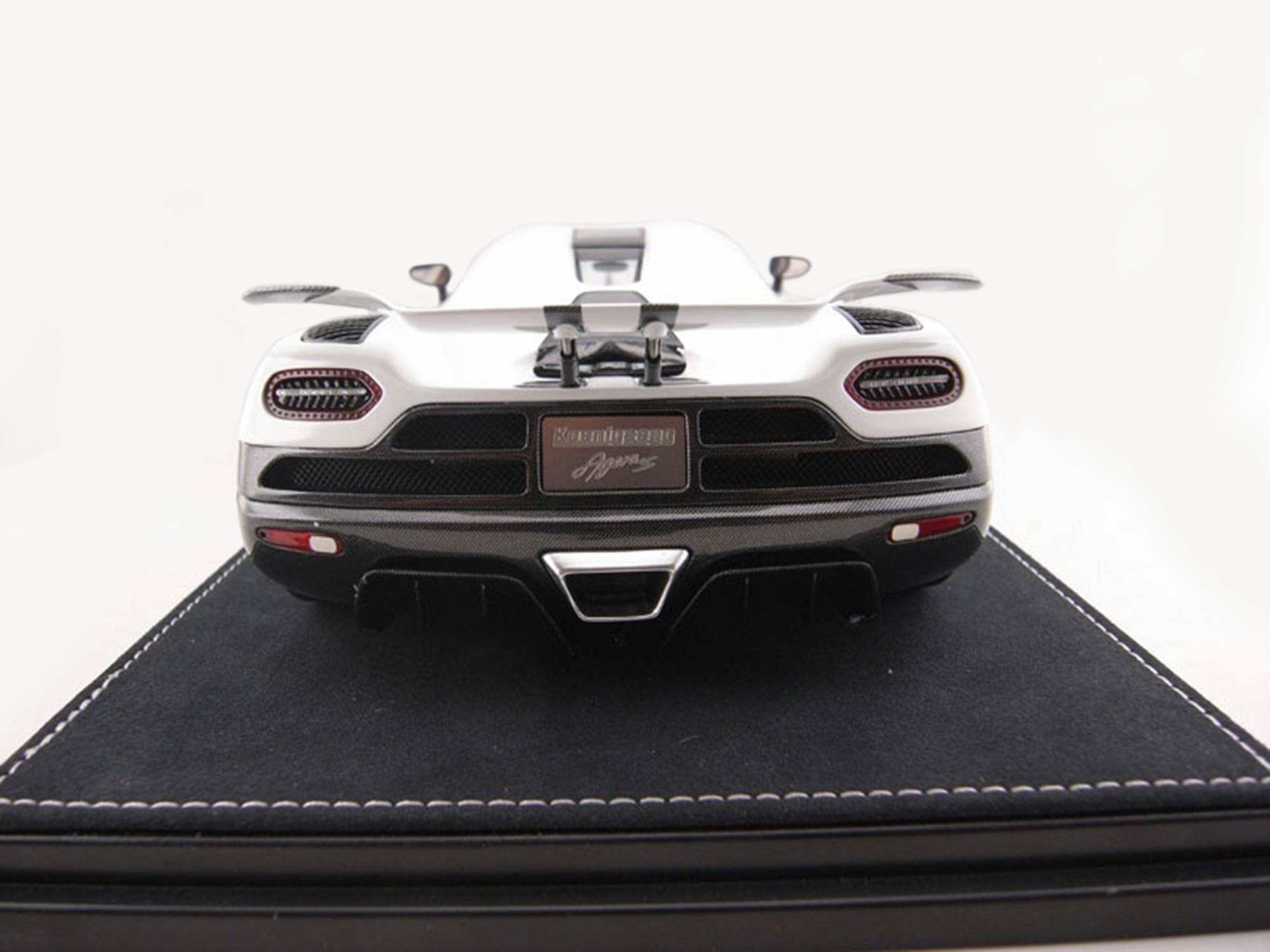 Scalemodel 1:18 Koenigsegg Agera S White FrontiArt