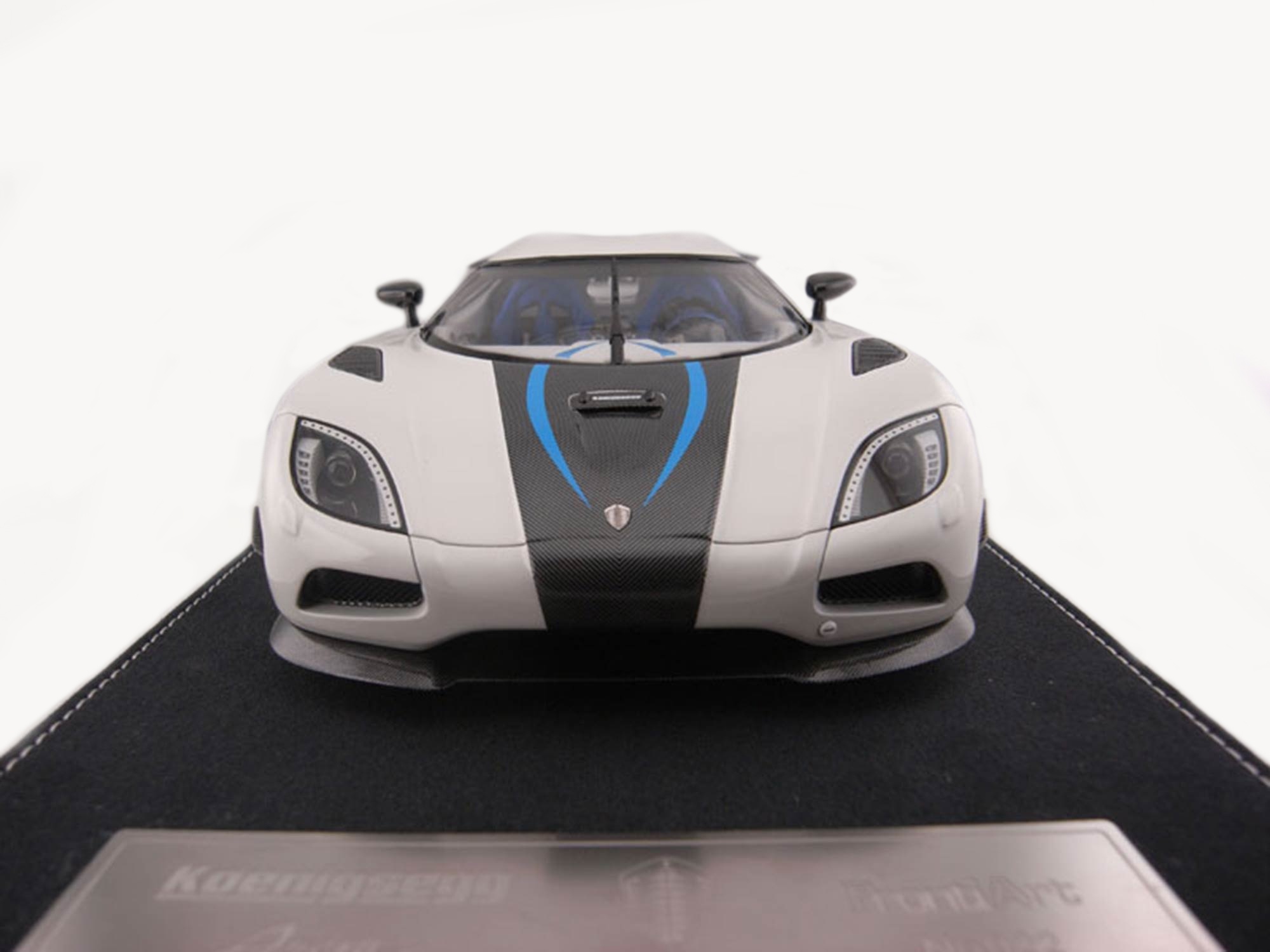 Scalemodel 1:18 Koenigsegg Agera S White FrontiArt