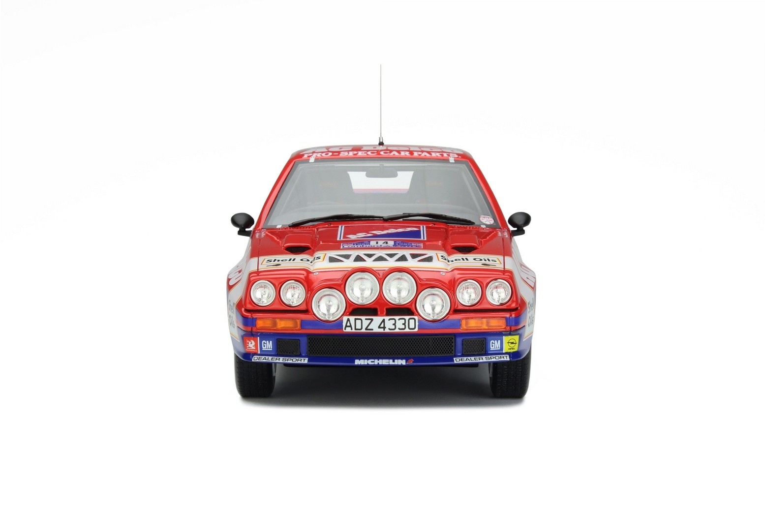 Schaalmodel 1:18 Opel Manta R OttoMobile