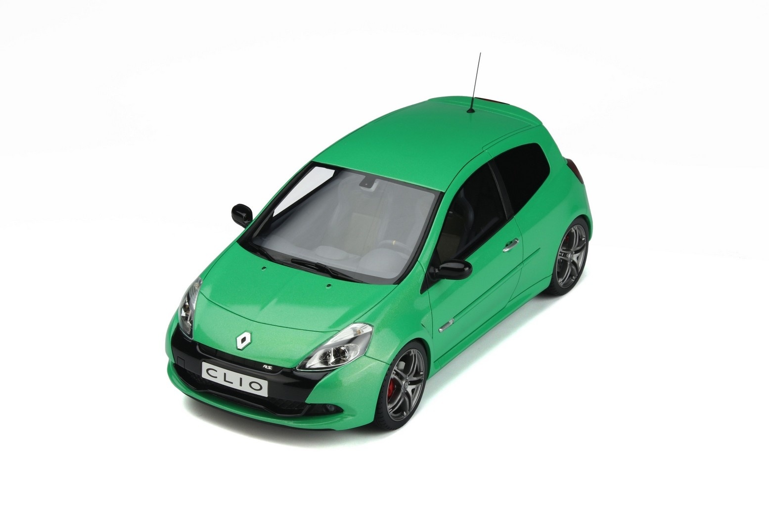 Schaalmodel 1:18 Renault Clio 3 RS Phase 2 Alien Green 2011 OttoMobile