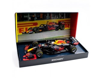 1:18 Max Verstappen Red Bull RB16B