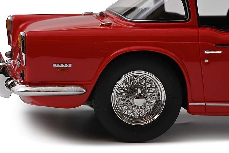 1:18 Triumph TR5 Surrey Top red Schuco