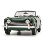 1:18 Triumph TR 250 Green Schuco