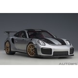 1:18 Porsche 911 GT2 RS - Weissach Package - GT Silver AutoArt