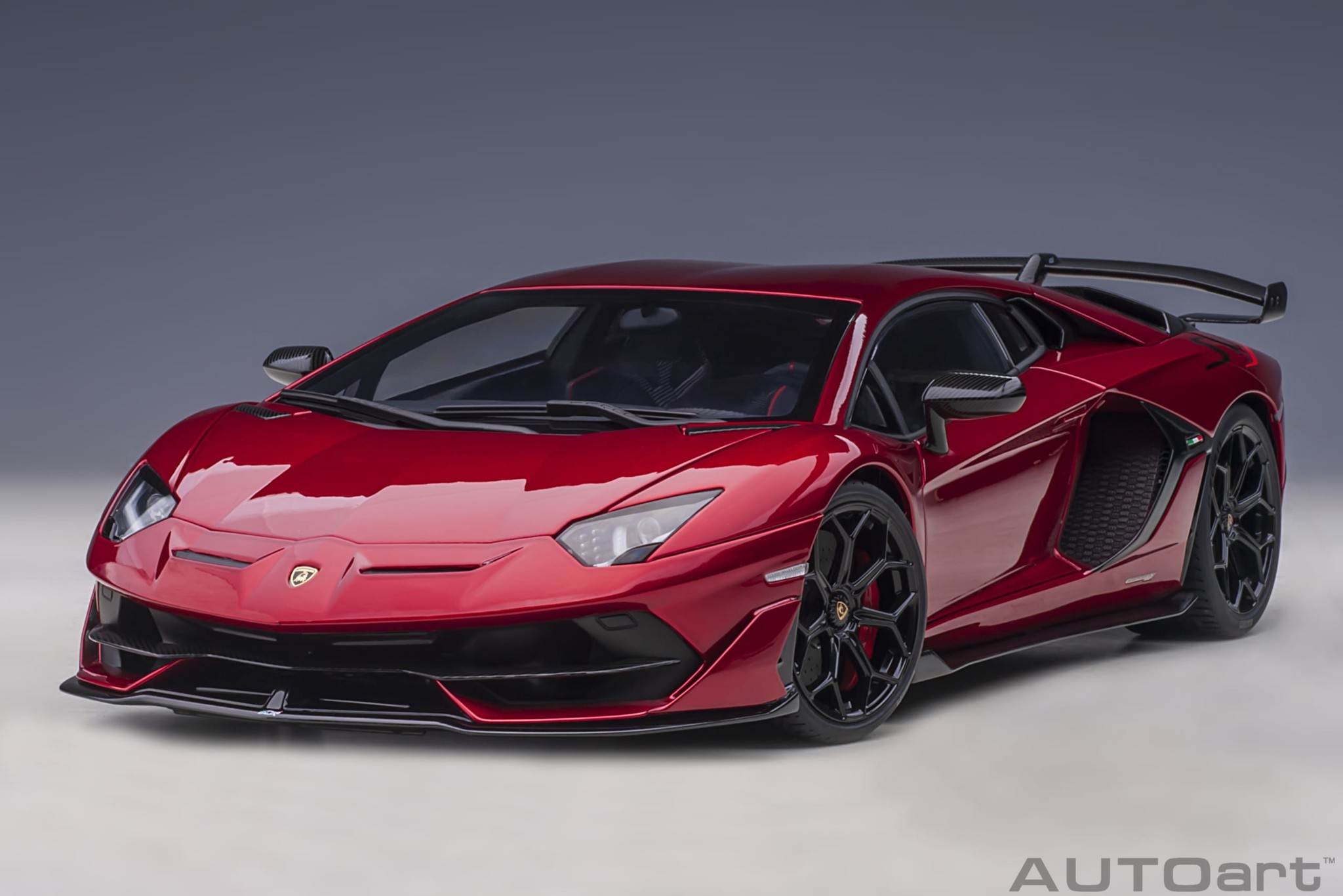 1:18 Lamborghini Aventador SVJ - Rosso Efesto / Metallic Rood AutoArt