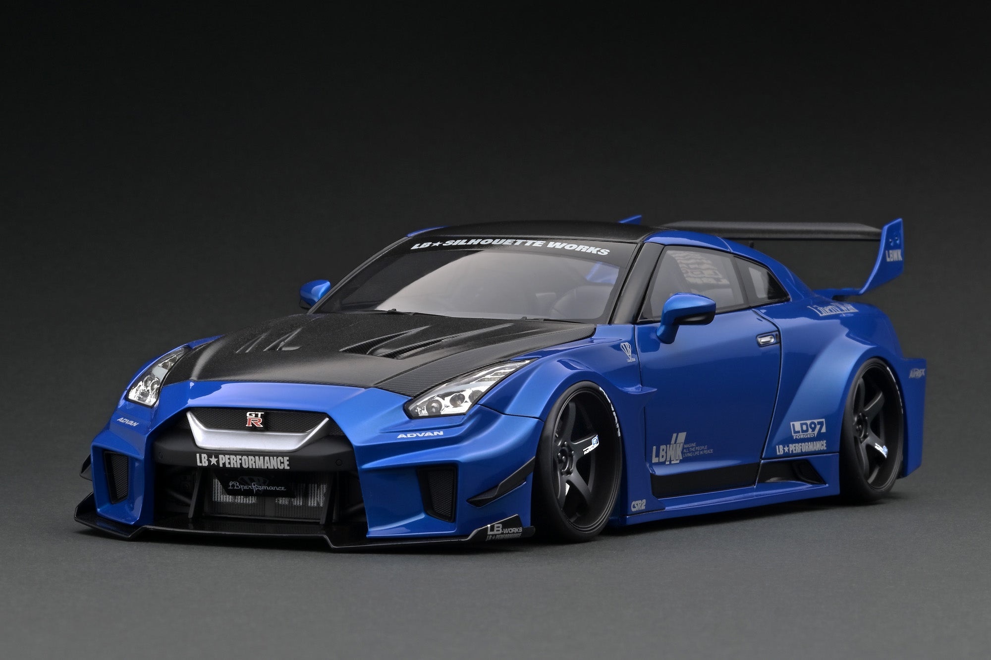 1:18 LB-Silhouette WORKS GT Nissan 35GT-RR Blue Ignition Models