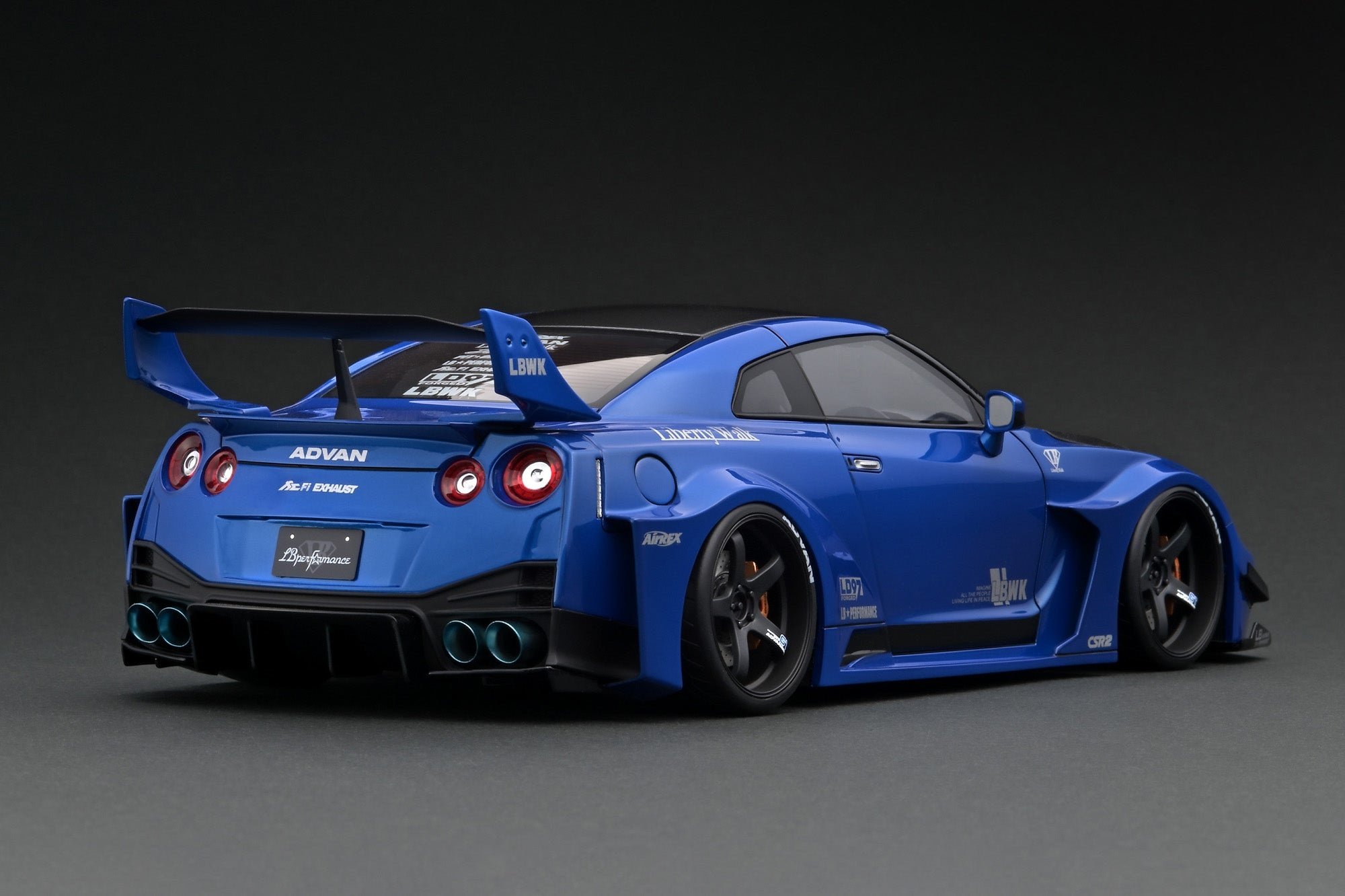 限定70台】1/18 LB-Silhouette Nissan 35GT-RR - ミニカー