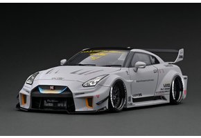 1:18 Nissan 35GT-RR