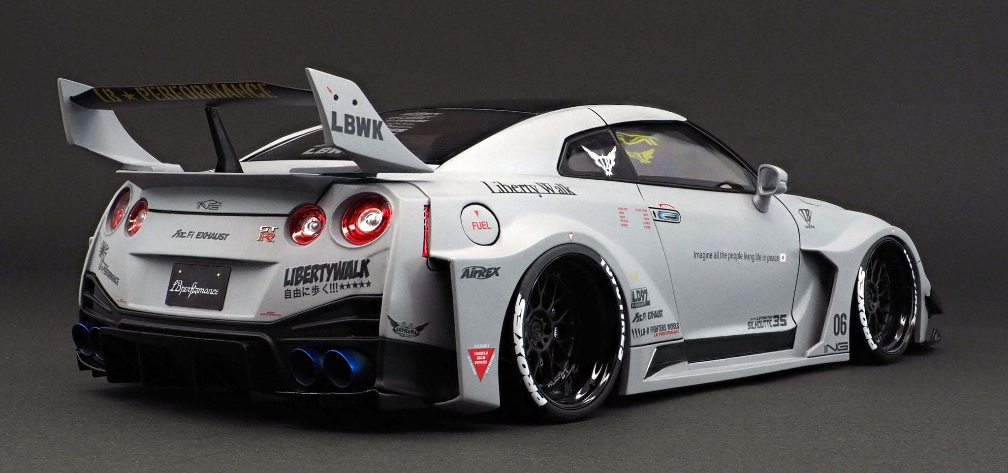 1:18 LB-Silhouette WORKS GT Nissan 35GT-RR Matte Gray - Pole Position