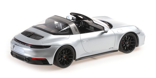 1:18 Porsche 911 (992) Targa 4 GTS 2021 Silver - Pole Position