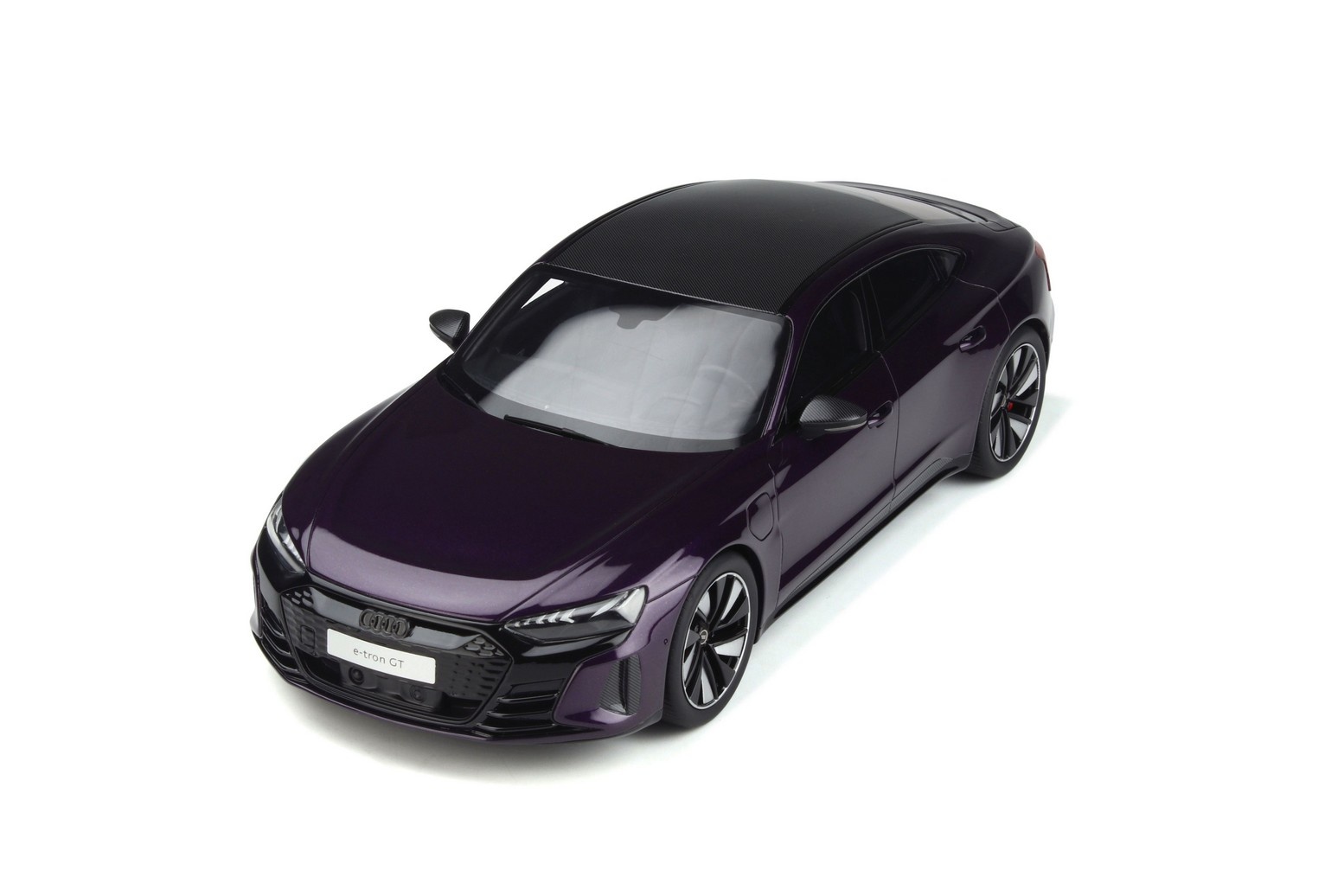 1:18 Audi RS e-Tron GT 2021 - Velvet Violet Purple GT Spirit