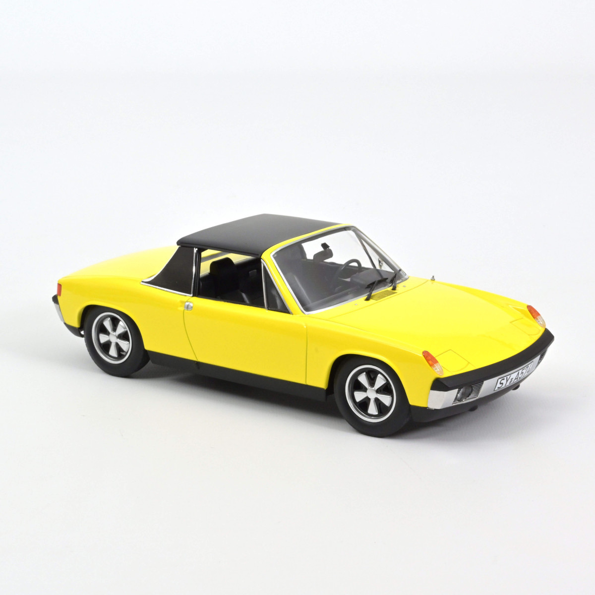 1:18 Volkswagen-Porsche 914-6 1973 Yellow Norev