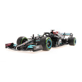 1:18 Mercedes-AMG Petronas F1 Team W12 E Performance #44 Lewis Hamilton Russian GP 2021 With Pit Board Minichamps