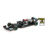 1:18 Mercedes-AMG Petronas F1 Team W12 E Performance #44 Lewis Hamilton Russian GP 2021 With Pit Board Minichamps