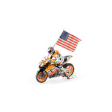 1:12 Honda RC211V #69 Nicky Hayden with Figurine and Flag MotoGP 2006