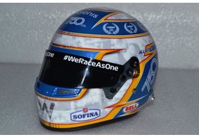 1:2 Helm Latifi