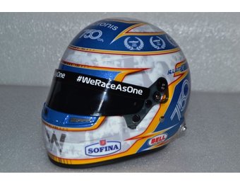 1:2 Helm Latifi
