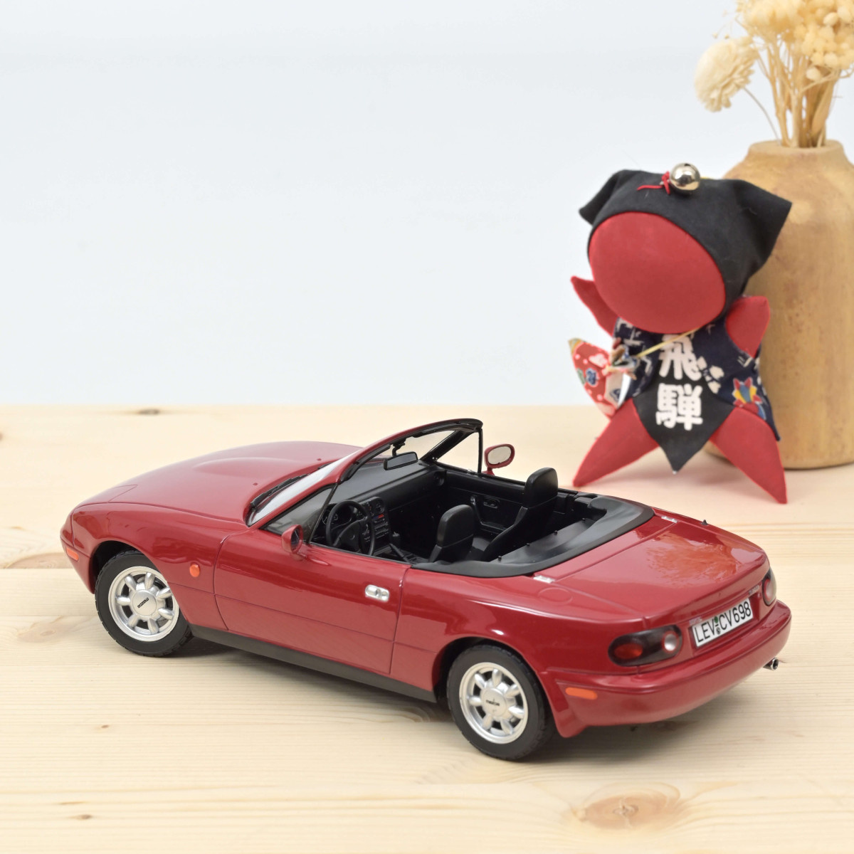 1:18 Mazda MX-5 1989 Rot Norev
