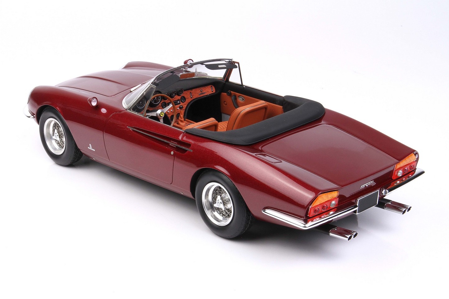 1:18 Ferrari 365 California 1966 S/N 10077 Rosso Rubino BBR