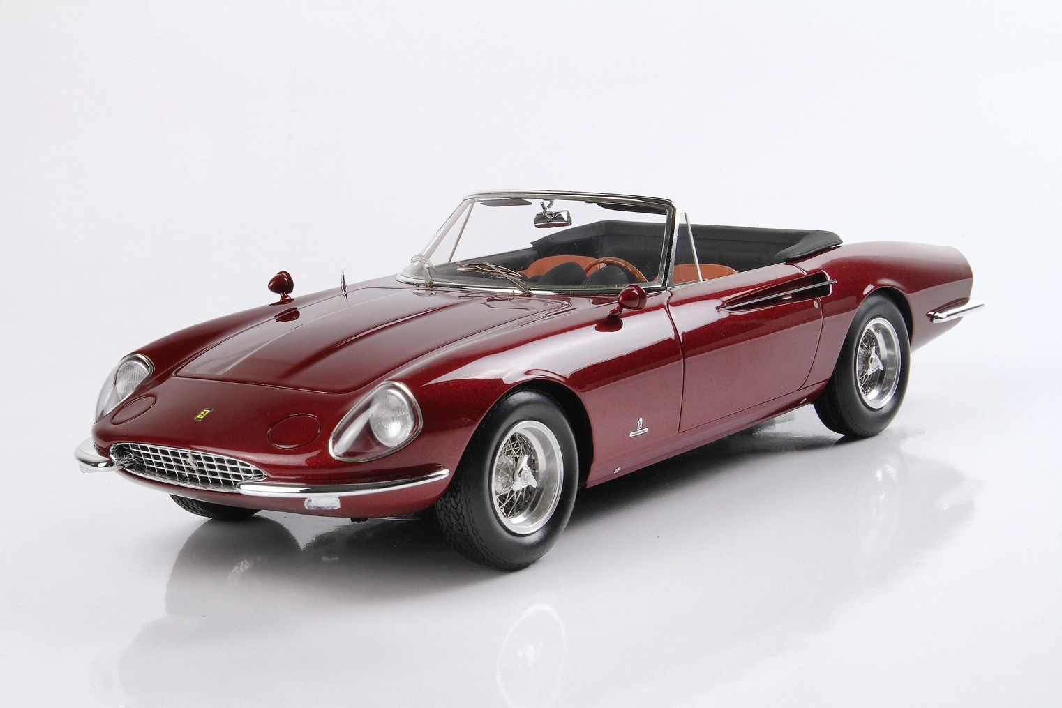 1:18 Ferrari 365 California 1966 S/N 10077 Rosso Rubino BBR