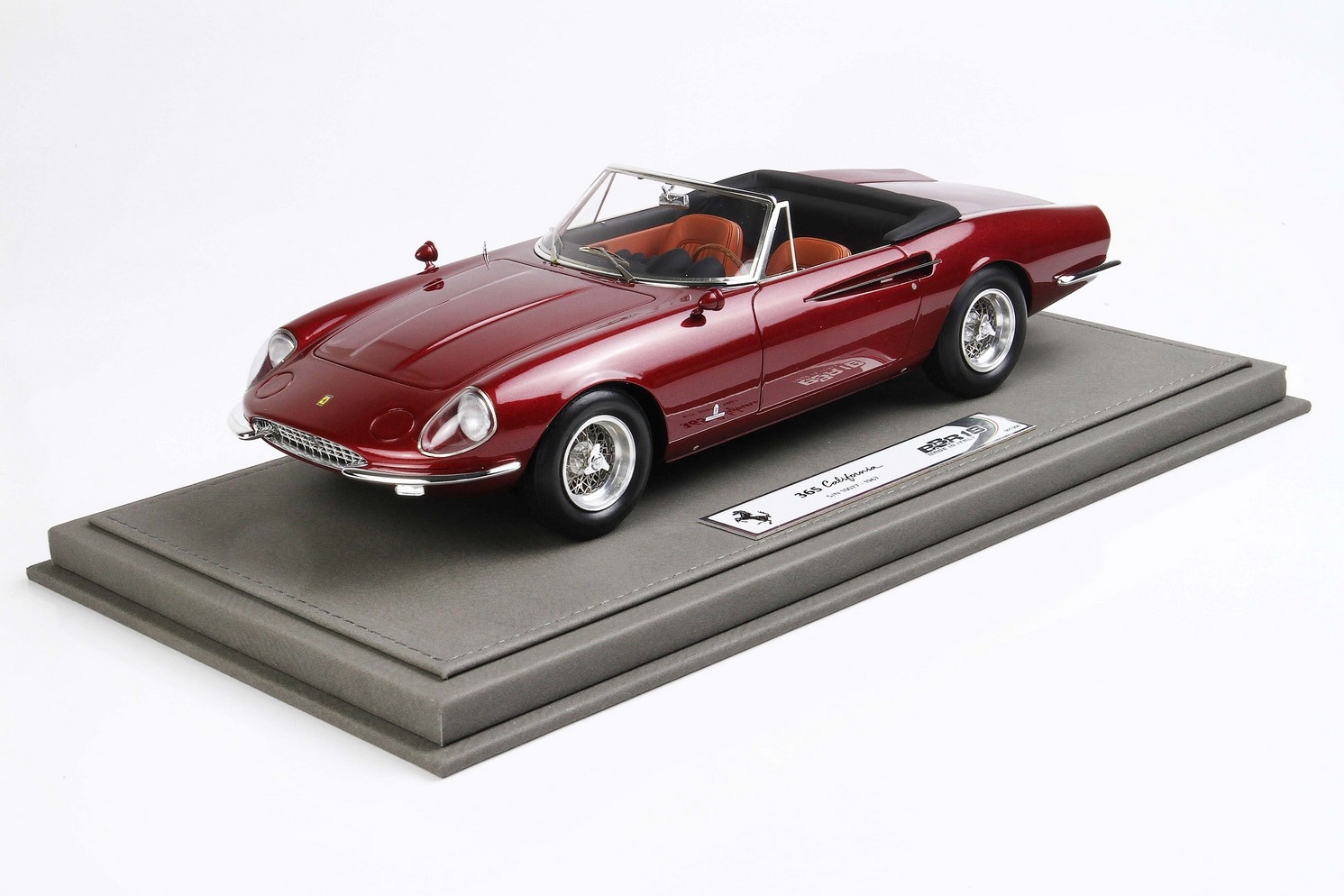 1:18 Ferrari 365 California 1966 S/N 10077 Rosso Rubino BBR