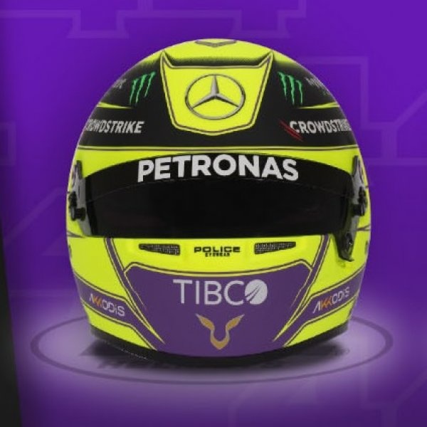 Helmet 1:2 Lewis Hamilton Mercedes-AMG Petronas Motorsport F1 Team 2022