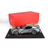 Modellauto 1:18 Ferrari 812 Competizione 2021 Grigio Coburn with Giallo Fly Stripe BBR