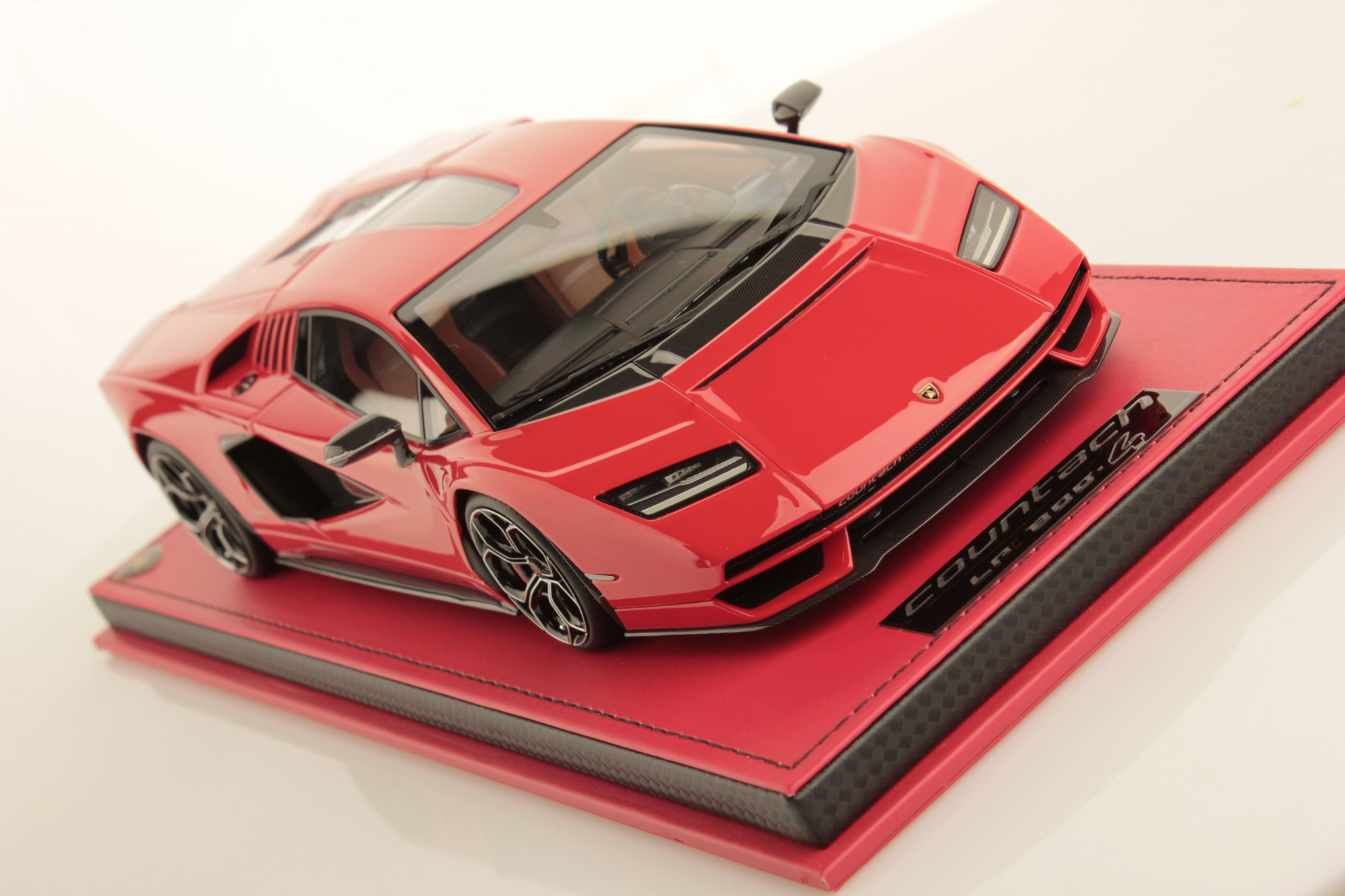 Schaalmodel 1:18 Lamborghini Countach LPI-800-4 2022 Rosso MR Collection